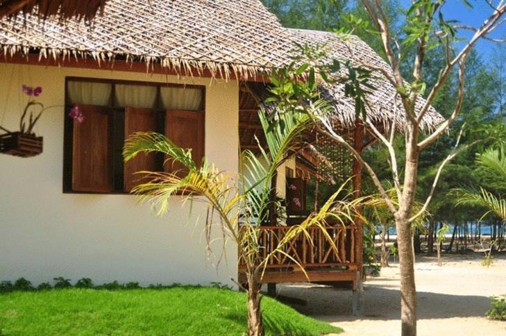 Hapla Beach Cottage Koh Kho Khao Island الغرفة الصورة